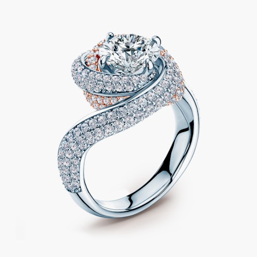 Pierścionek Savicki: dwukolorowe złoto, diamenty